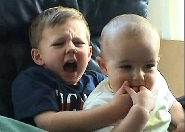 charlie-bit-my-finger-image